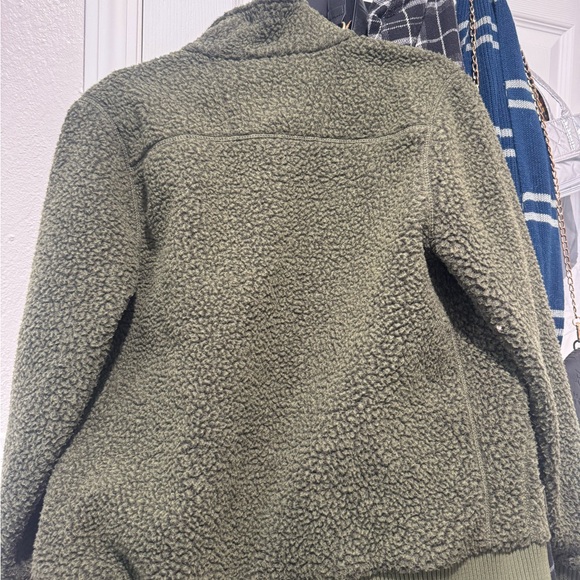 Carhartt Forest Green Teddy Jacket - Picture 2 of 3